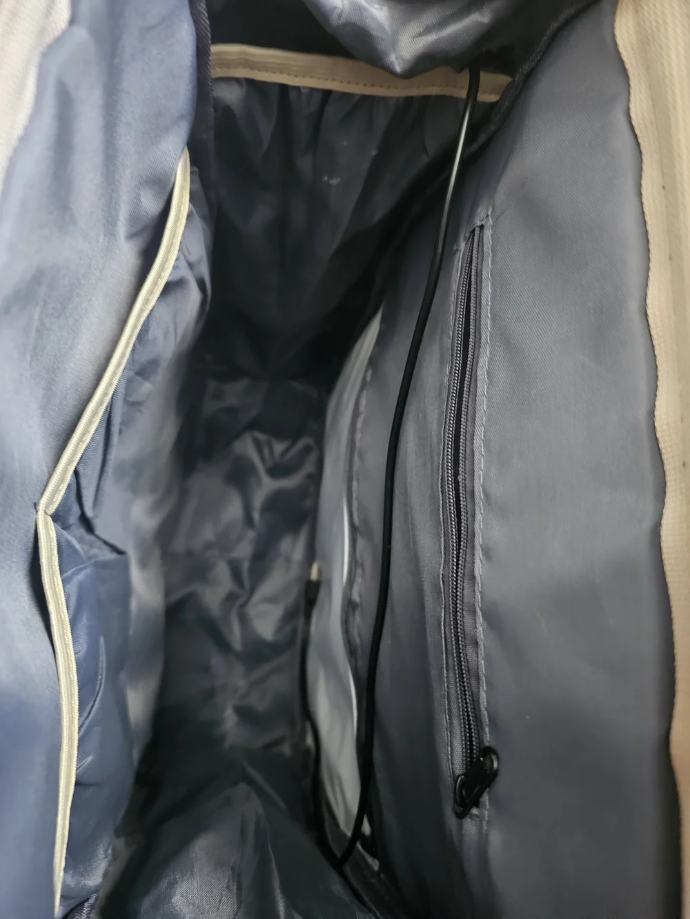 Living Traveling Share Diaper Bag